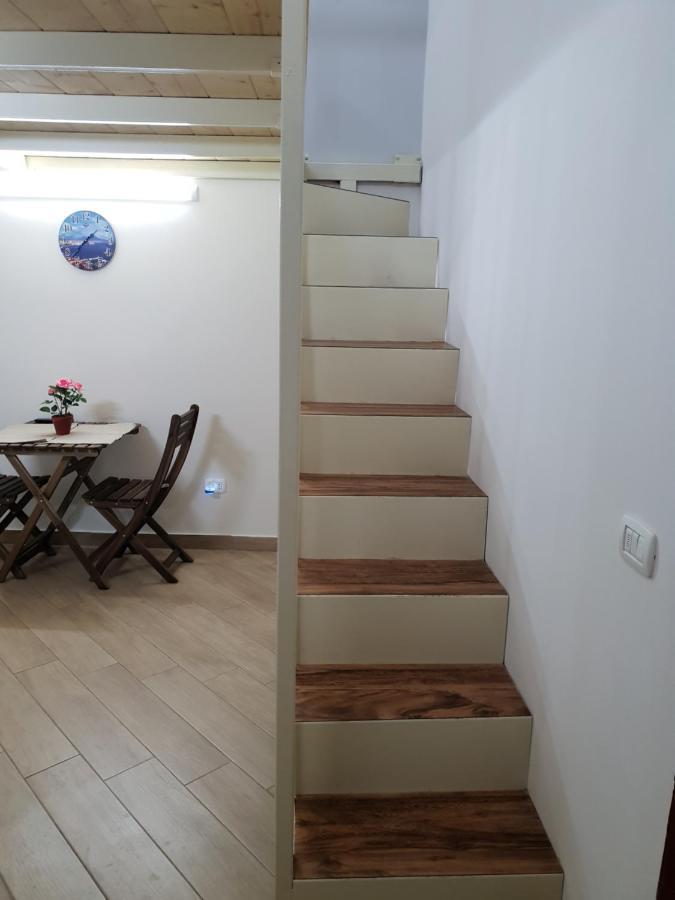 Casa Basile 15 *